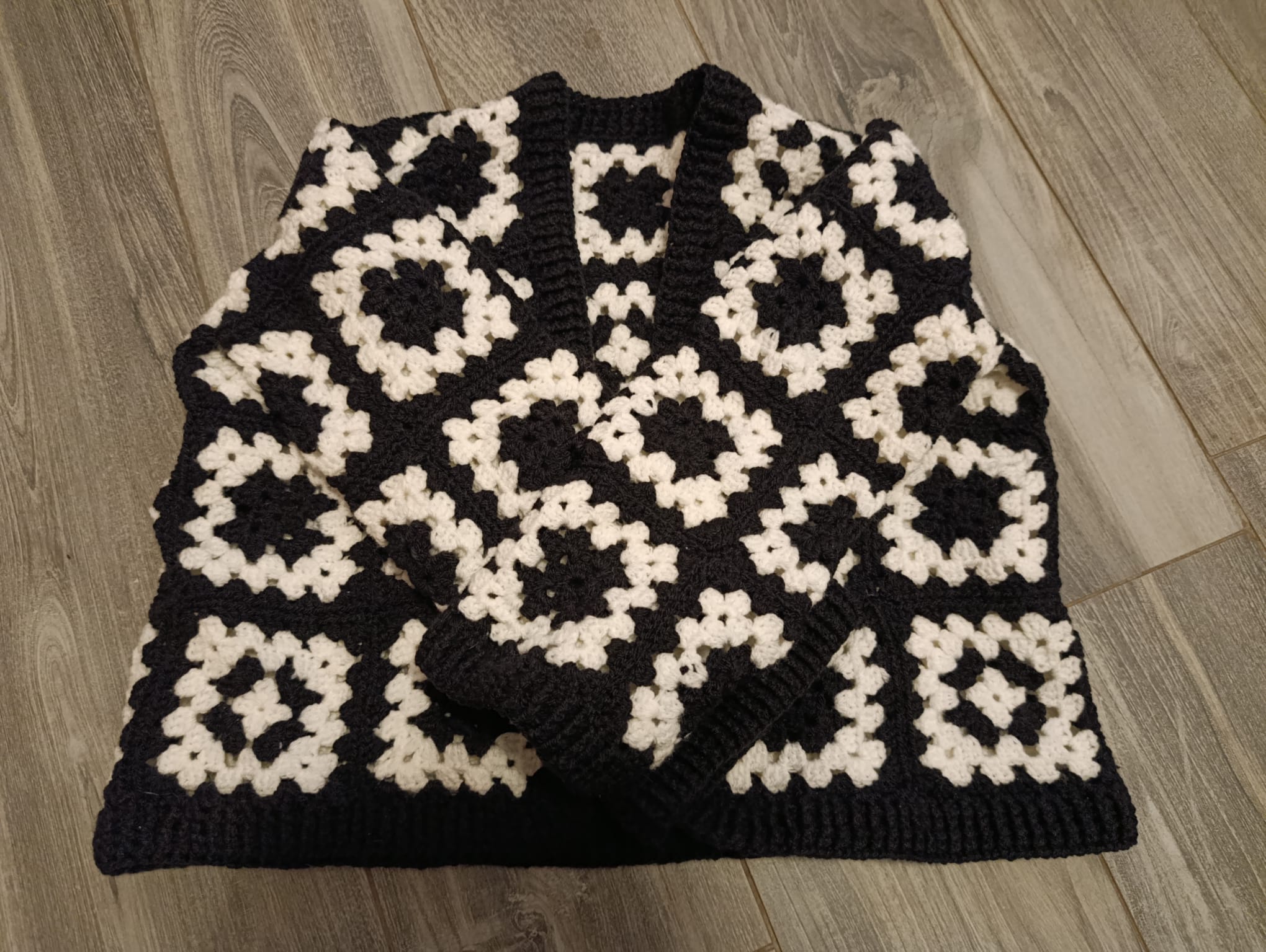 Pdf Patron Crochet Gilet Cardigan Granny Square - Tailles XS à 2XL - Tutoriel PD, vue 1